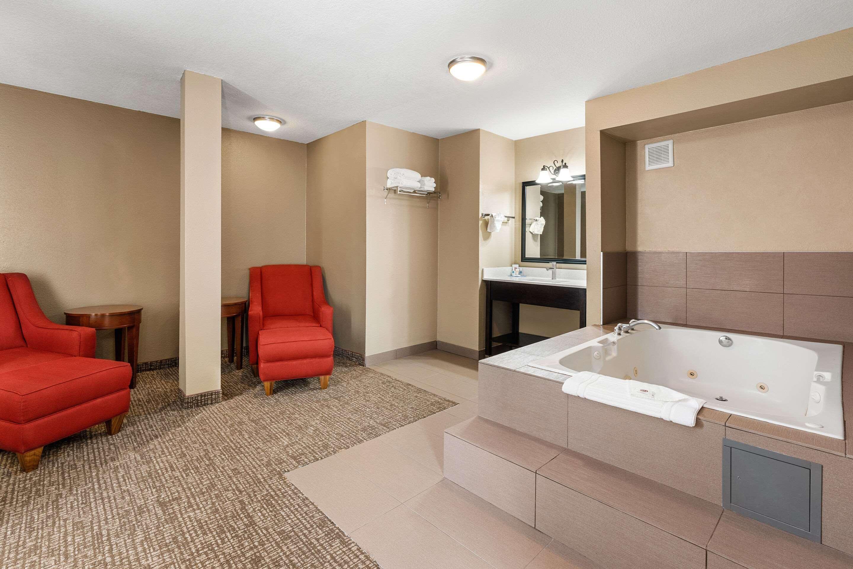 Comfort Inn & Suites Vancouver Downtown City Center Buitenkant foto