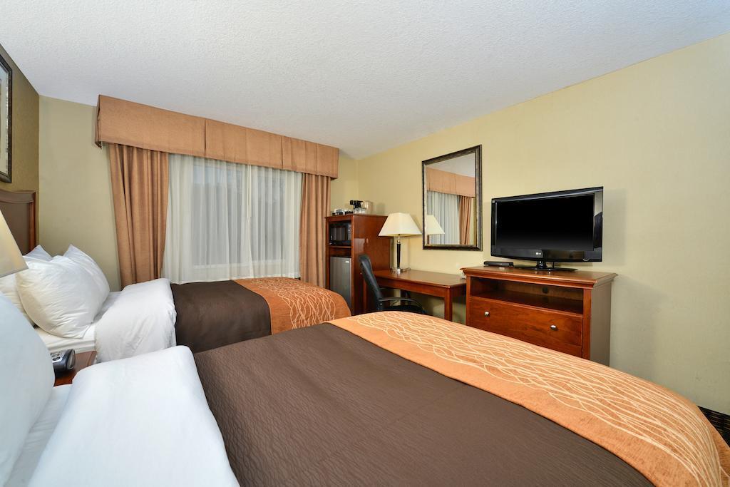 Comfort Inn & Suites Vancouver Downtown City Center Buitenkant foto