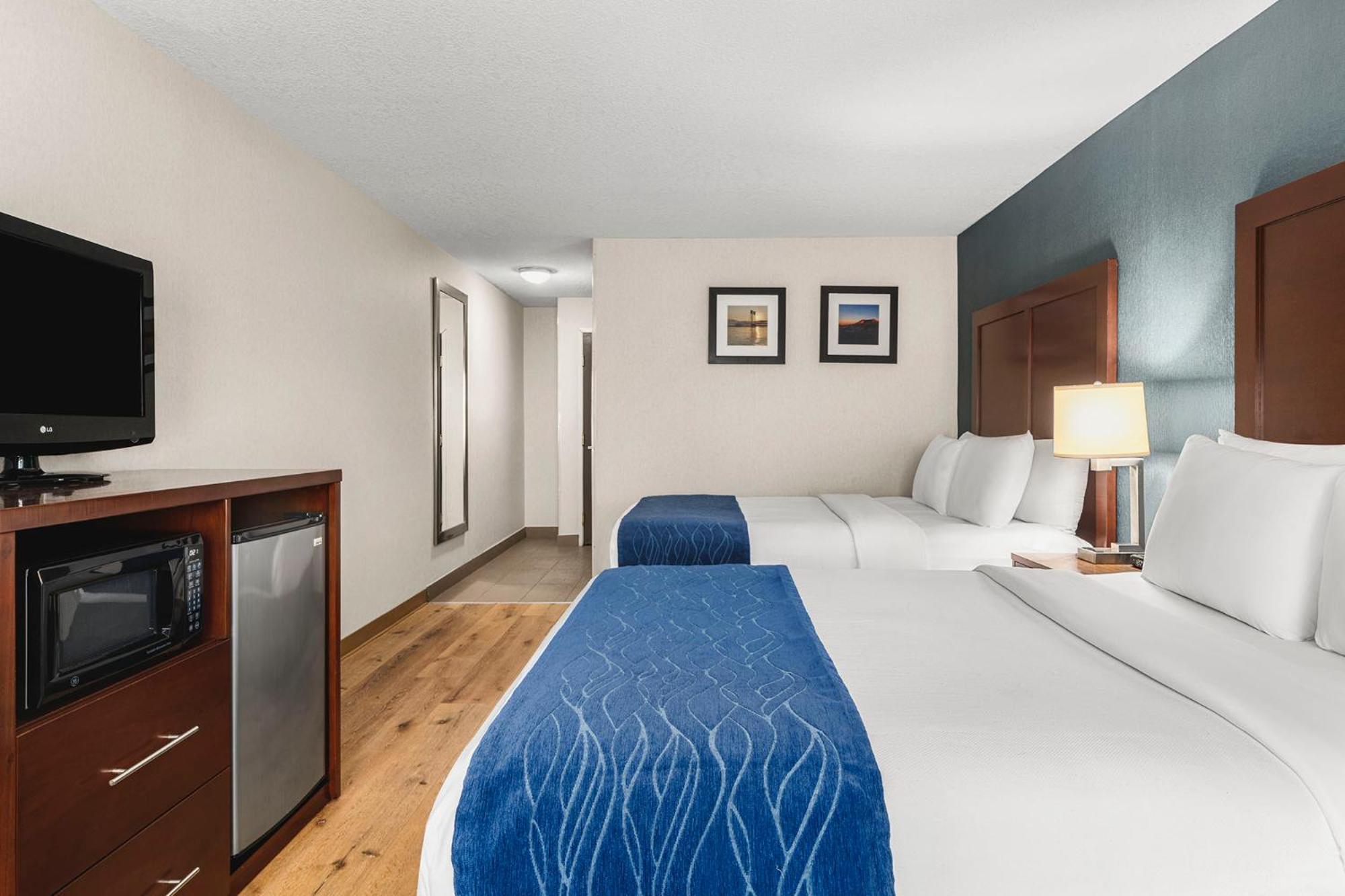 Comfort Inn & Suites Vancouver Downtown City Center Buitenkant foto