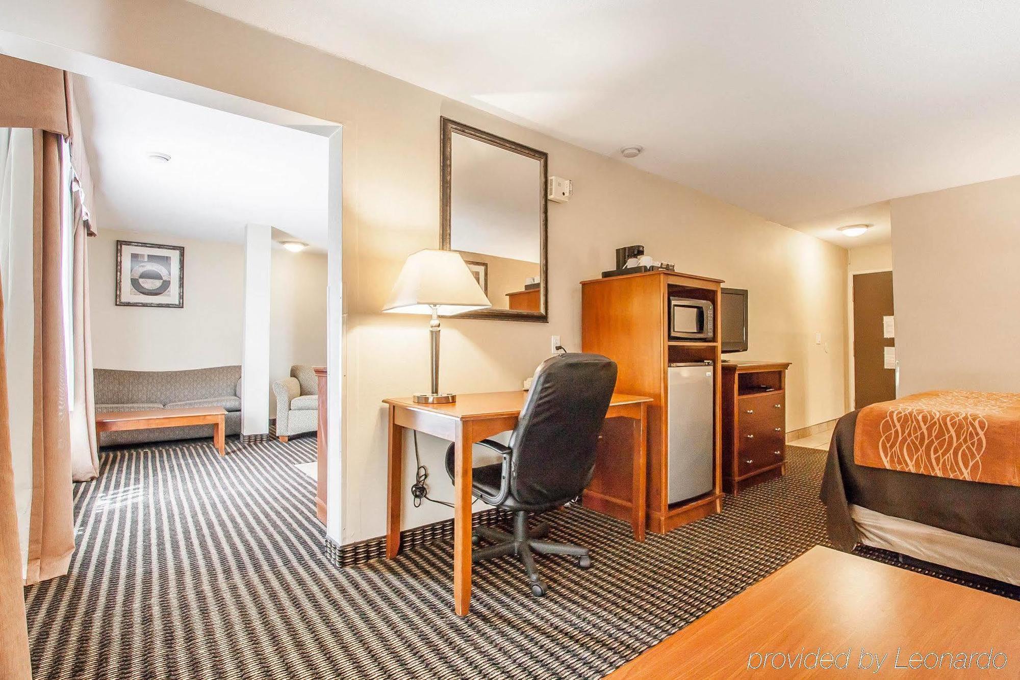 Comfort Inn & Suites Vancouver Downtown City Center Buitenkant foto