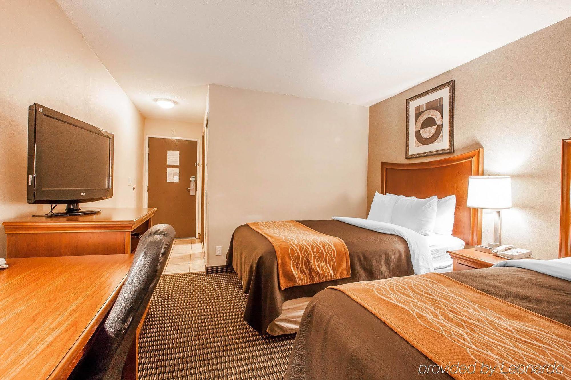 Comfort Inn & Suites Vancouver Downtown City Center Buitenkant foto