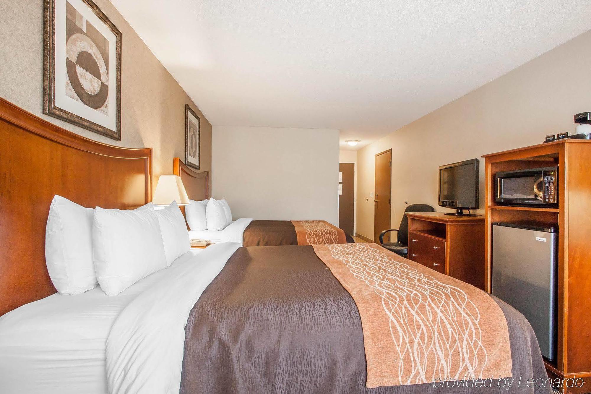 Comfort Inn & Suites Vancouver Downtown City Center Buitenkant foto