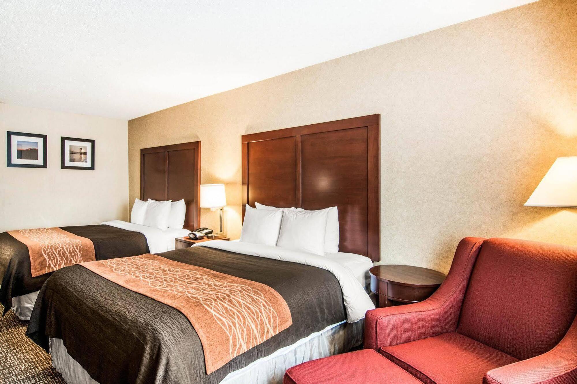 Comfort Inn & Suites Vancouver Downtown City Center Buitenkant foto
